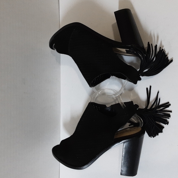 Gianni  Bini black Hadwin leather suede perforated peep toe 9.5M Casual Y2k - Picture 6 of 12